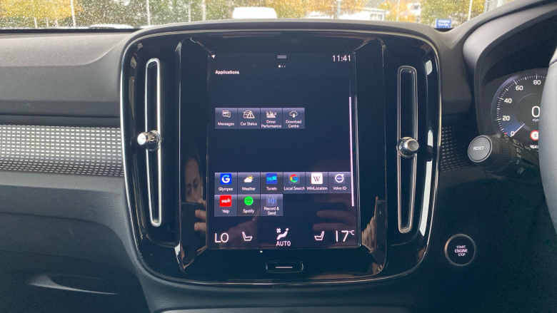 Volvo Xc40 2.0 B4P R DESIGN Pro 5dr Auto [7 speed] Petrol Estate